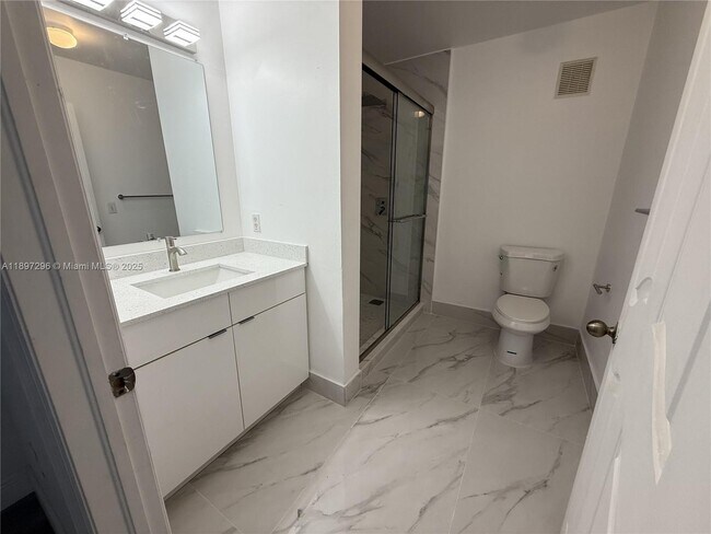 Photo - 18942 NW 86th Ct Unidad 4106