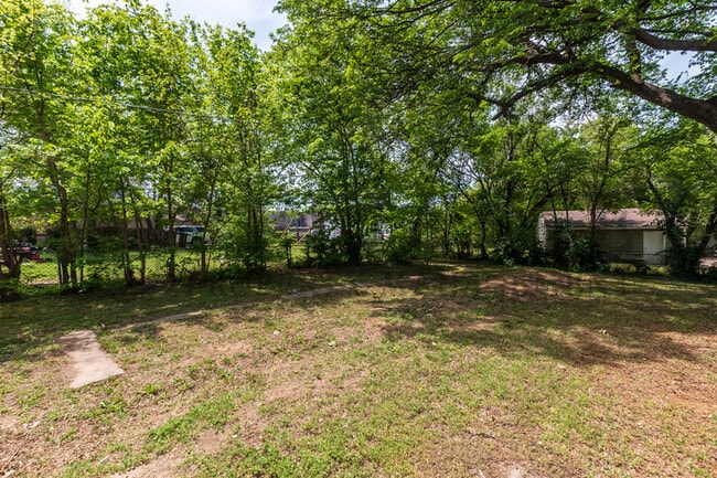 Photo - 2219 N Prince St
