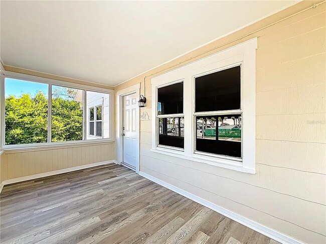 Photo - 944 18th Ave S Unit A