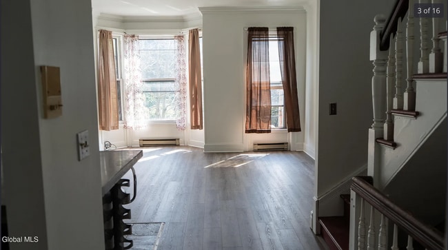 Photo - 285.5 Hudson Ave Unit Apt 3