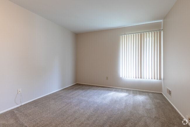 2BR, 1BA - 1120SF, Second Bedroom - Hidden Valley