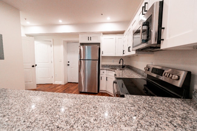 Photo - 19 Academy Dr Unidad 1-12