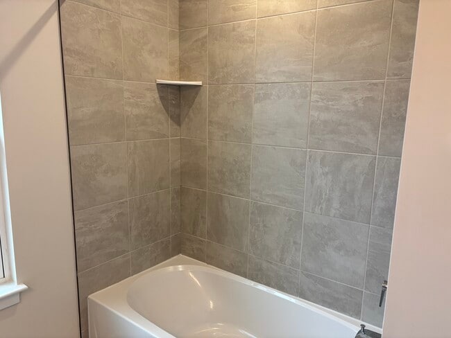 Photo - 108 Trawler Trip