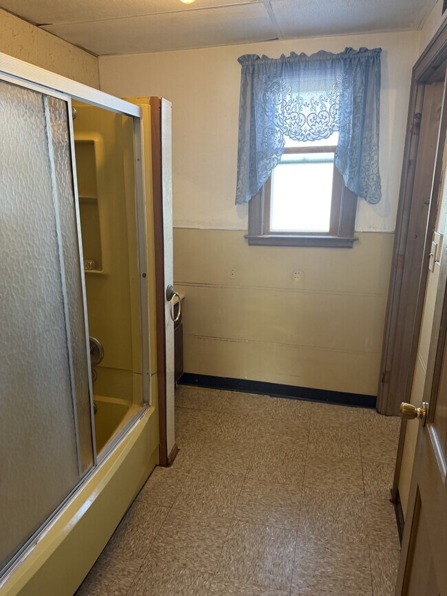 Photo - 107 Cottage St