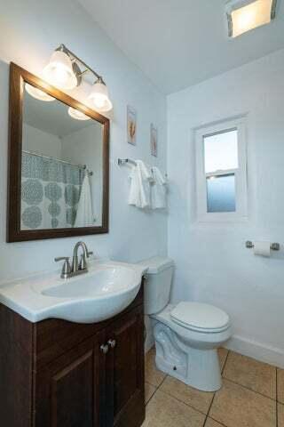 Photo - 545 Cedar St SE