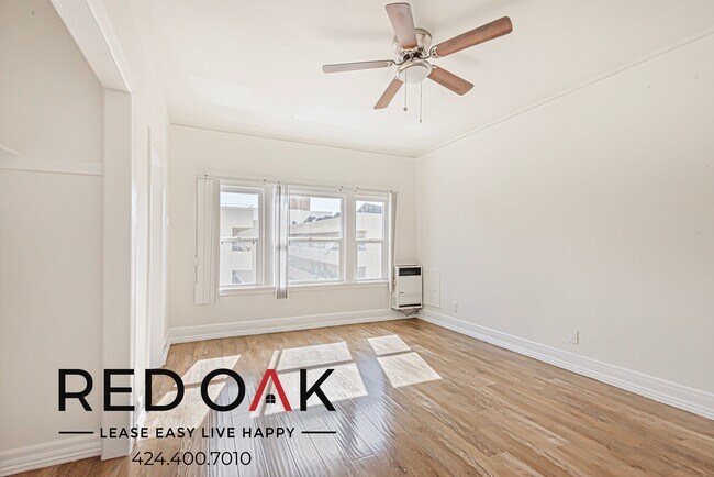 Photo - ~LOW DEPOSIT~ Beautiful Studio with Hardwo... Unidad 203