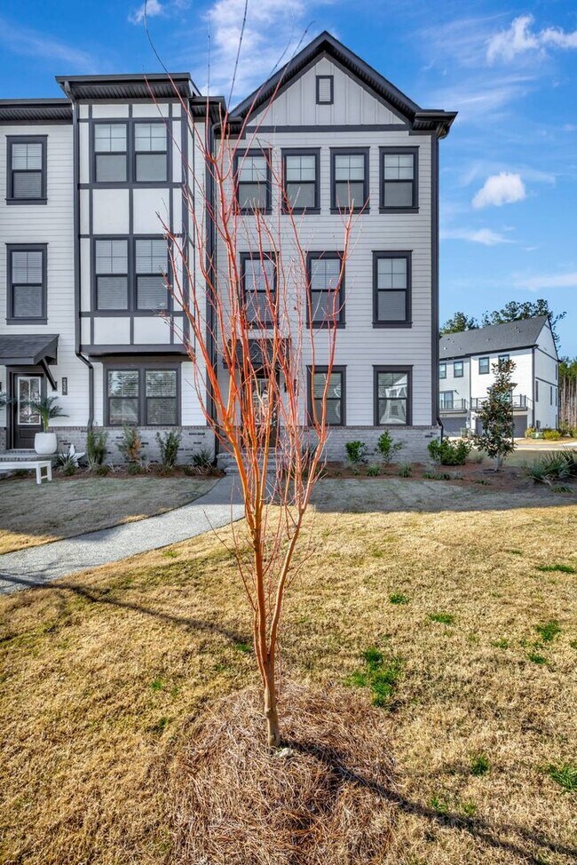 Photo - Brighton Square at Nexton