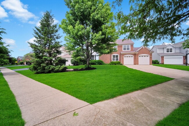 Photo - 322 Hemlock Ln