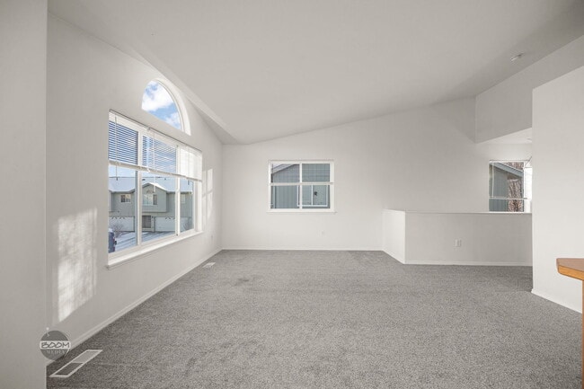 Photo - 401 S Wasilla St