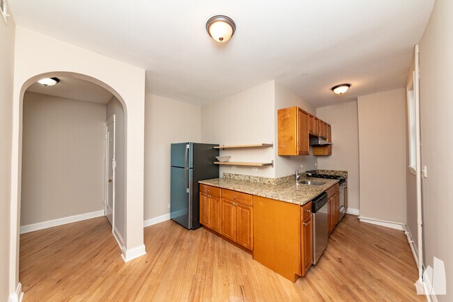 894 Green Bay Rd Unit 896A-09