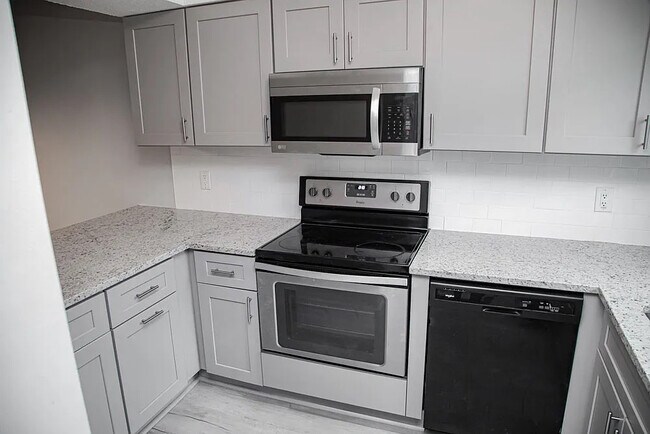 Photo - Room in Townhome on Bona Ct