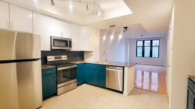 Photo - 400 Massachusetts Ave NW Unidad 217
