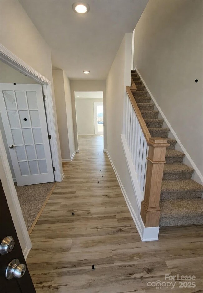 Photo - 5015 Weddington Rd