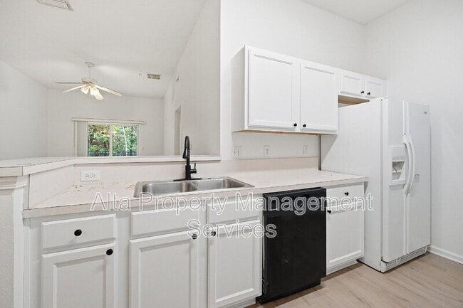 Photo - 6081 Maggies Cir Unit 104