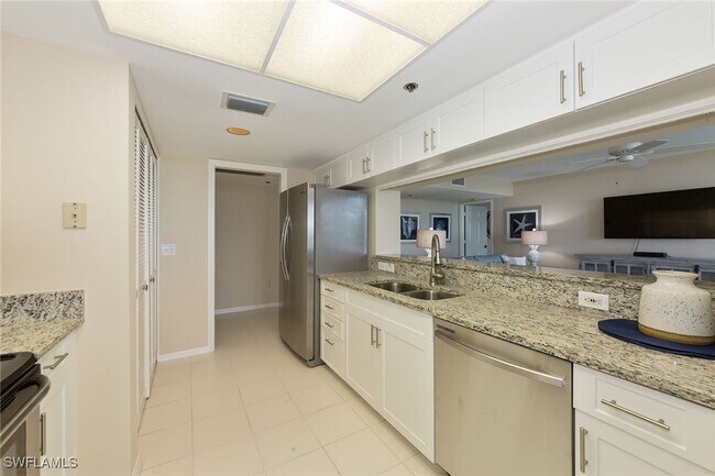 Photo - 5550 Heron Point Dr Unit 802