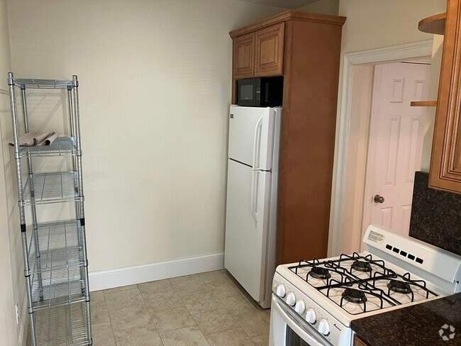 Building Photo - 3 Westminster St Unit 0 Rental