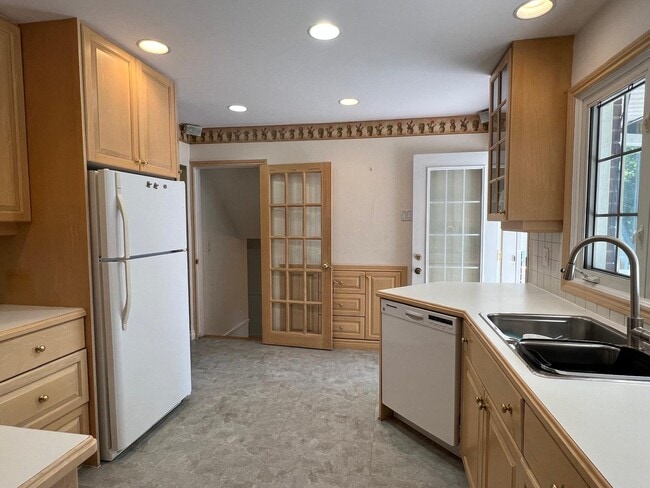 Photo - 6 Heathcote Av