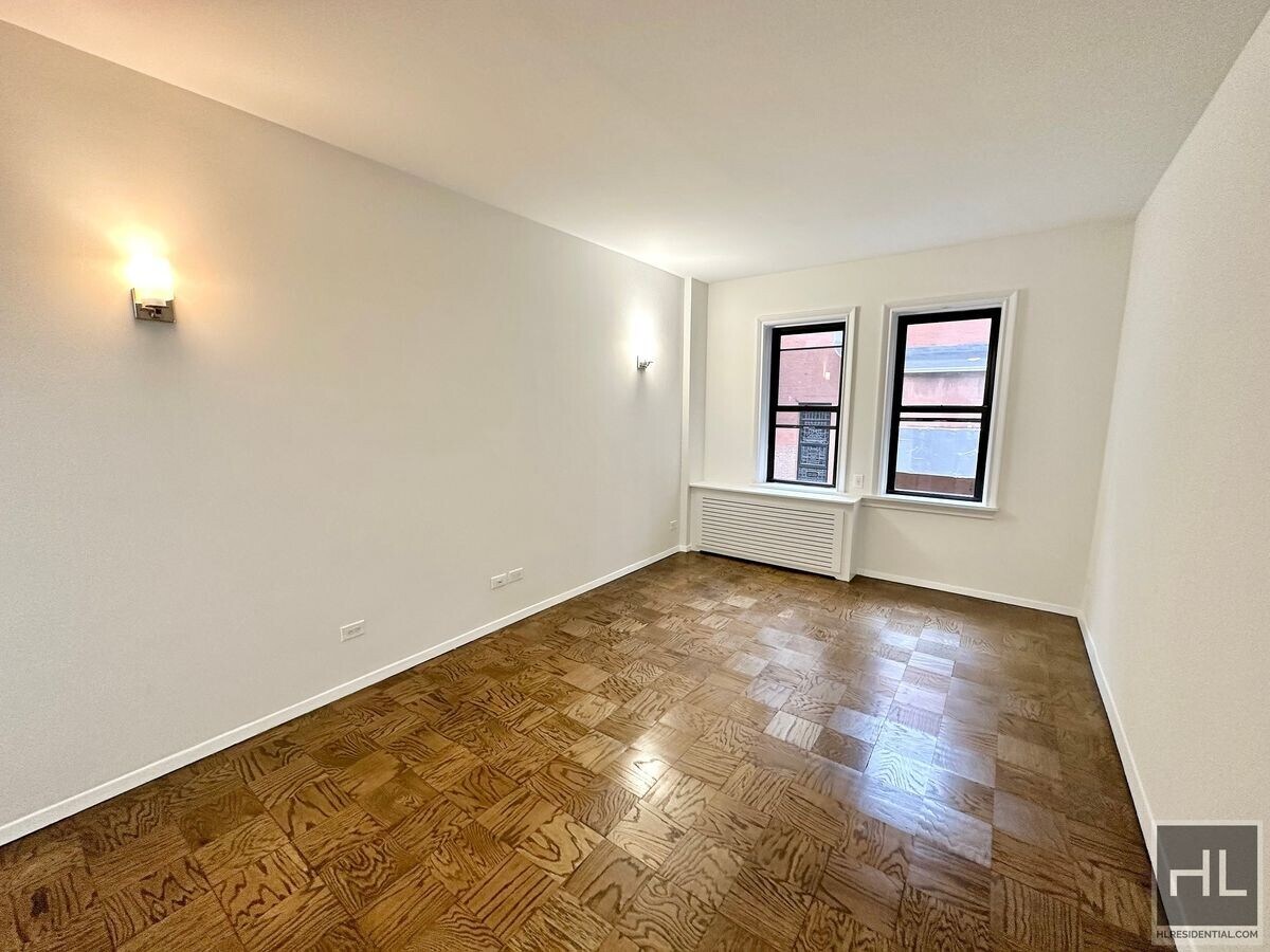 WEST 22 STREET - WEST 22 STREET Unit 4C