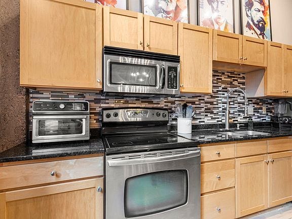 Photo - 521 S 7th St Unidad 22