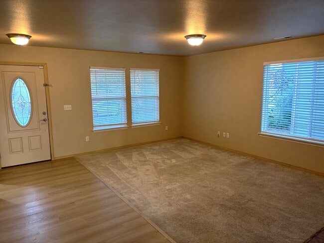 Photo - 9903 197th Ave E