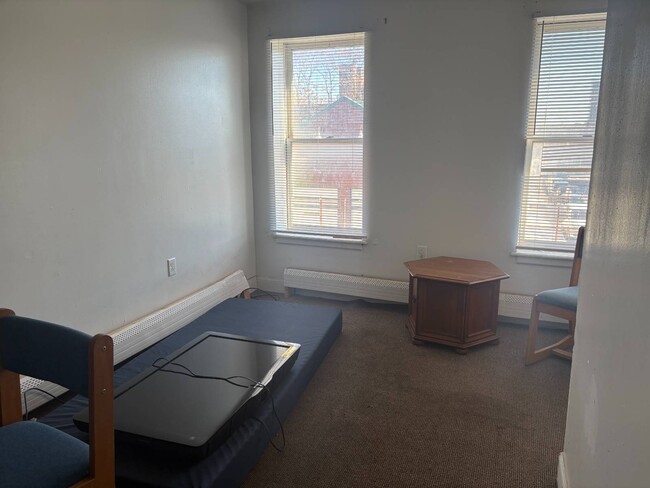 Photo - 347 S Pearl St