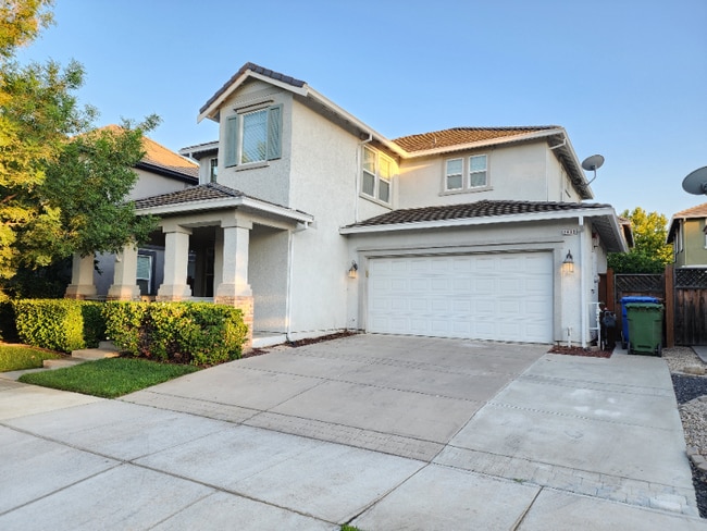 Building Photo - 2400 Tamalpais Ave