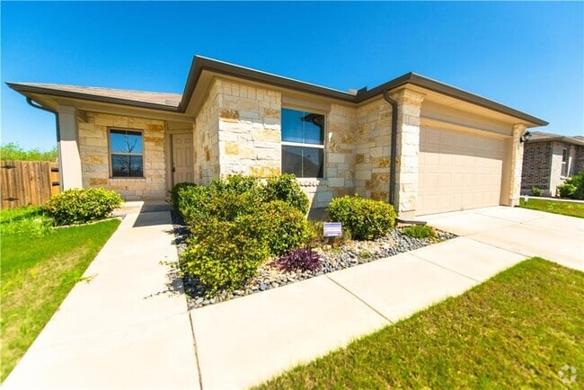 Building Photo - 708 Pinnacle Dr Rental