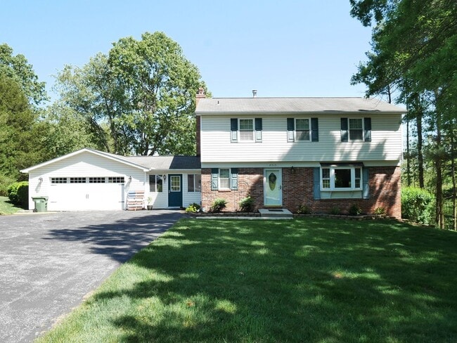 Your Next Home Awaits! Single Family Home ... - Your Next Home Awaits! Single Family Home ...