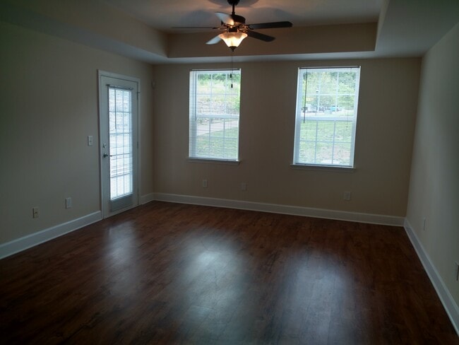 Building Photo - 8201 Lenox Creekside Dr Unit Lenox Creekside