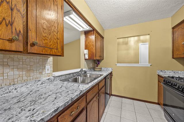 Photo - 517 McDivitt Dr