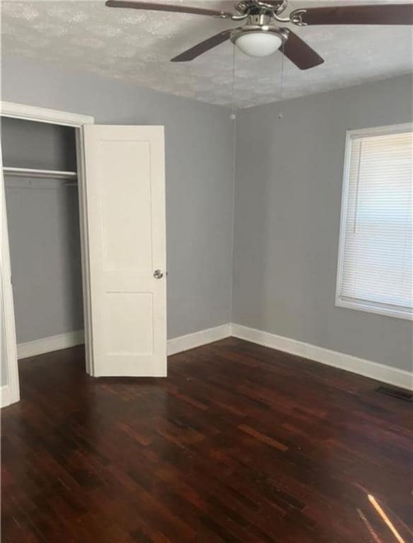 Photo - 2743 Harlan Dr