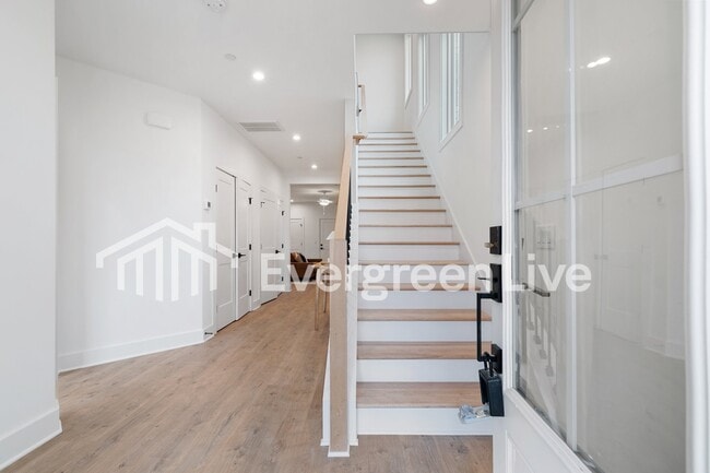 Photo - 129 Leggo Ave