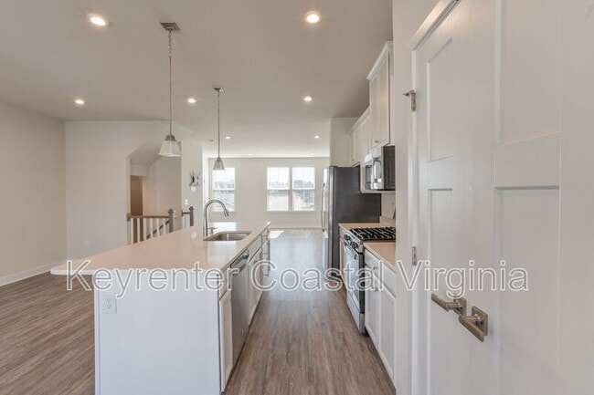 Photo - 137 Cedar Crst Dr