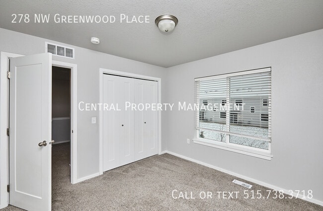 Photo - 278 NW Greenwood Pl