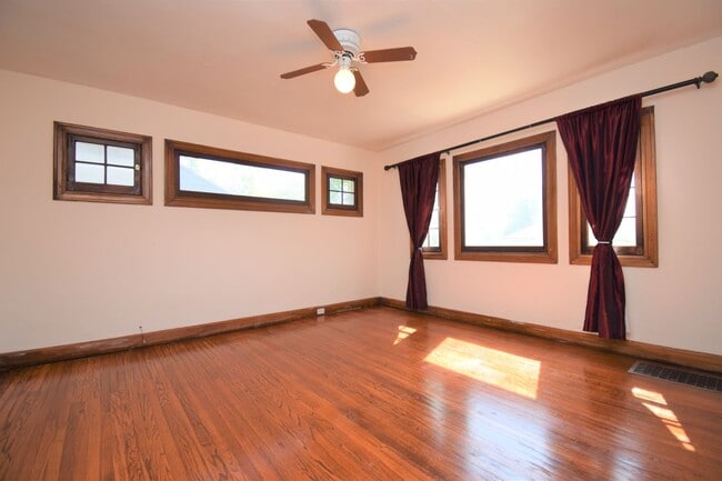 Photo - Cute 3 Bed 2 Bath Home in Sugarhouse!!!