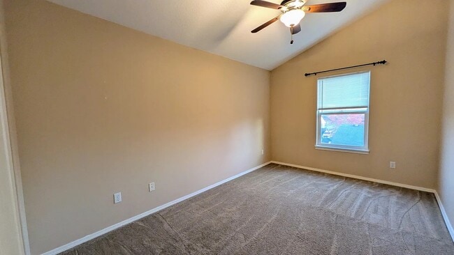 Photo - 16130 NW Fescue Ct