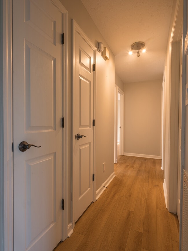 Photo - 11328 Snyder Rd