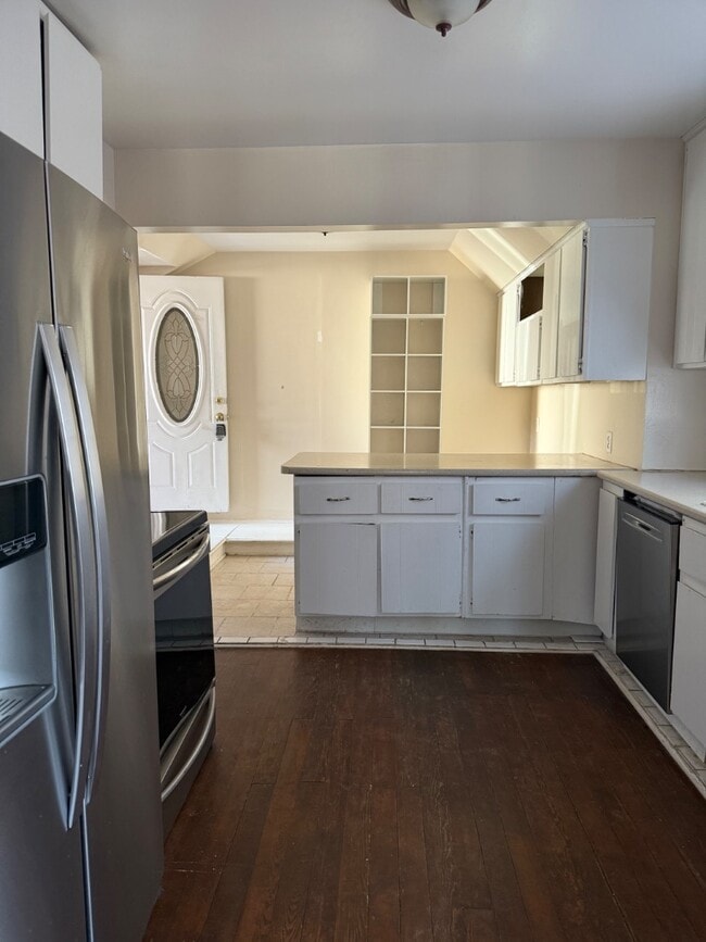 Building Photo - 2301 S Martin Luther King Jr Blvd Rental