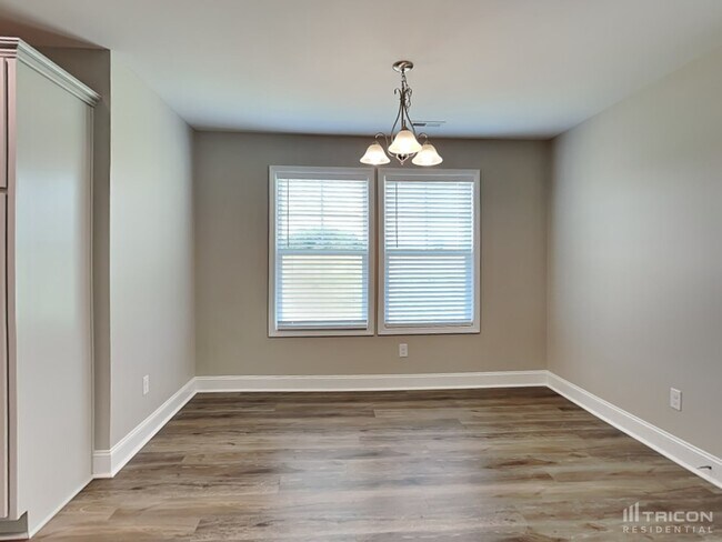 Photo - 20 Pine Meadow Way