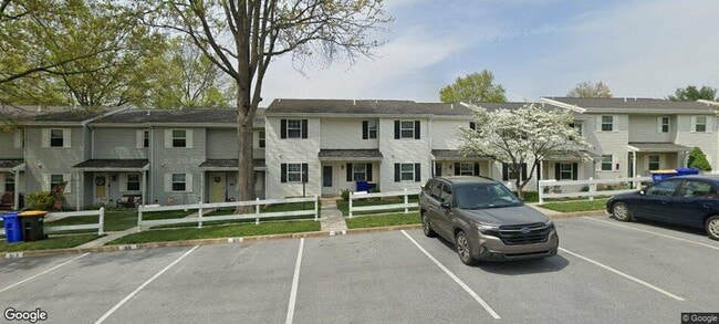 Building Photo - 511 Thomas Rd