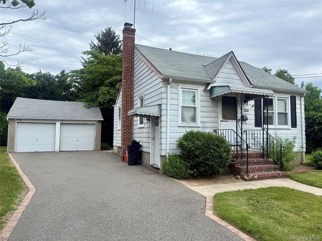 Photo - 1777 Stone Ave