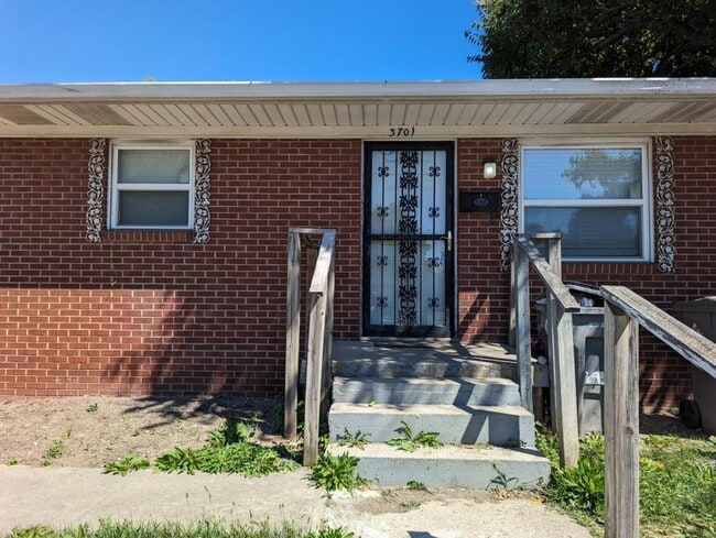 Photo - 3701 N Emerson Ave House