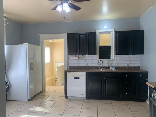 Photo - 2031 Jefferson Ave