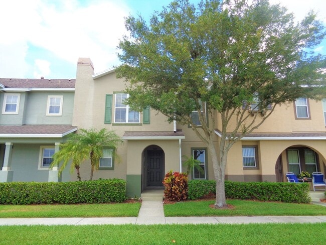Photo - 1636 Pointe W Wy