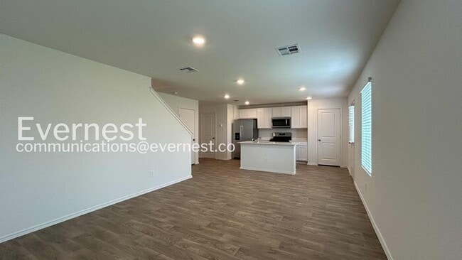 Photo - 16043 Mahogany Wy