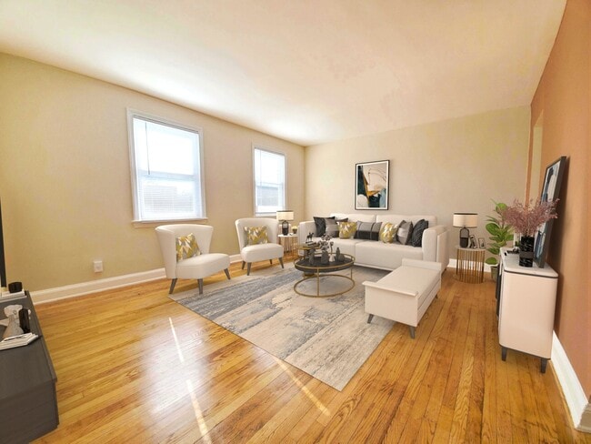 Photo - Garfield Court Apartments