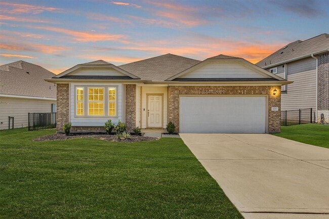 Building Photo - 223 Shoreview Dr