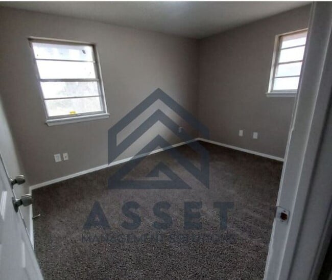 Photo - Beautiful 4-Bedroom Available Now!