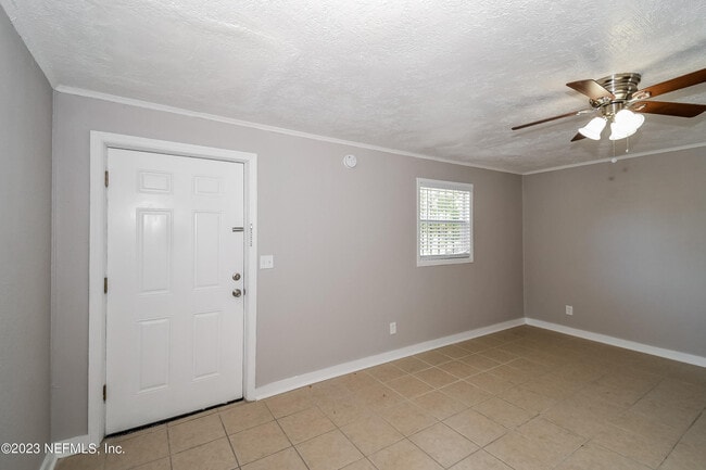 Photo - 4602 Roanoke Blvd