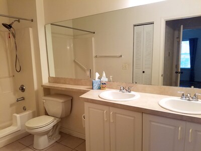 13200 W Newberry Rd Unit End-Unit Condo – Park & Tree Views